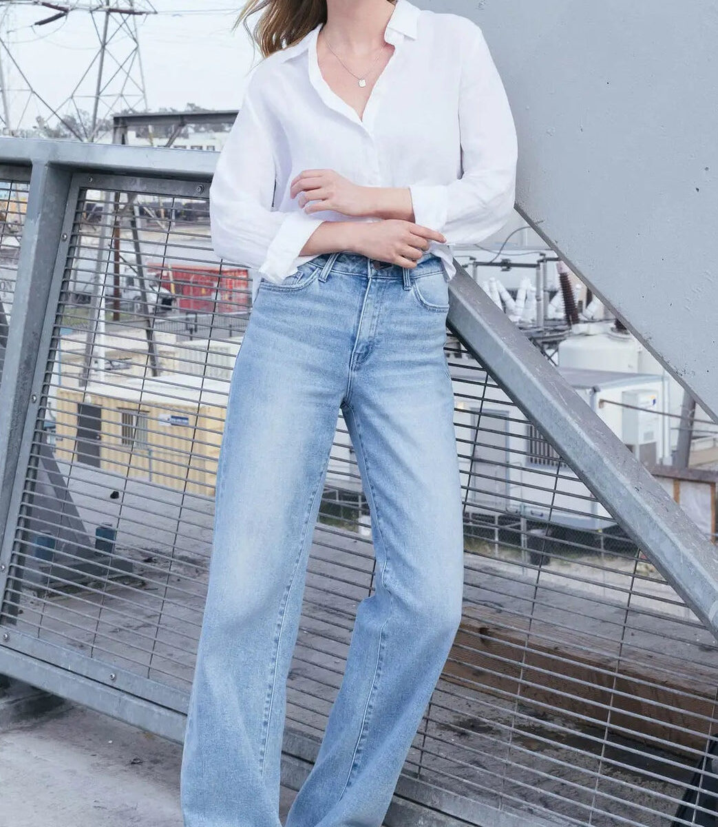 Simple Weekend Essential Balance Timeless Jeans