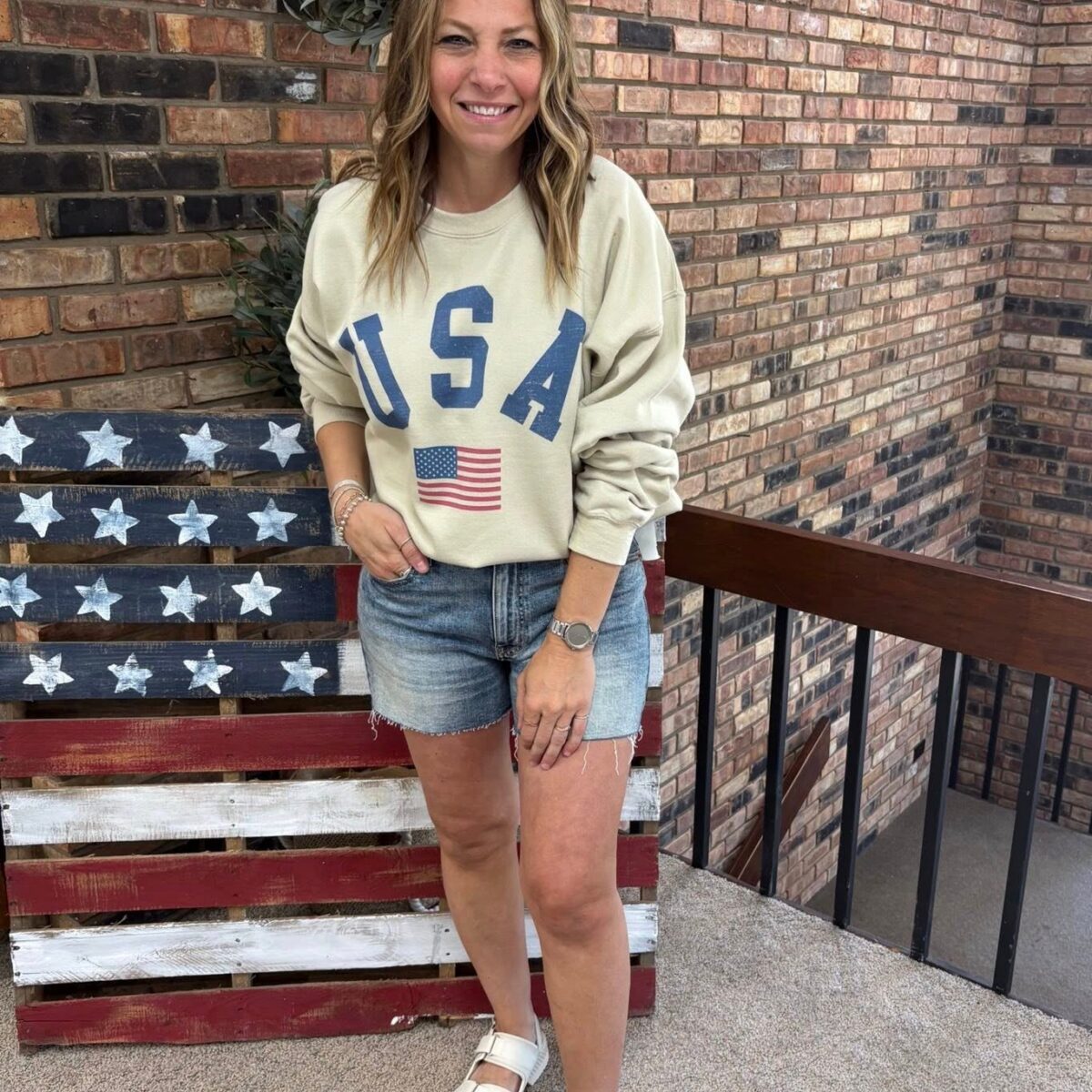 Lightweight Crewneck Sweatshirt
